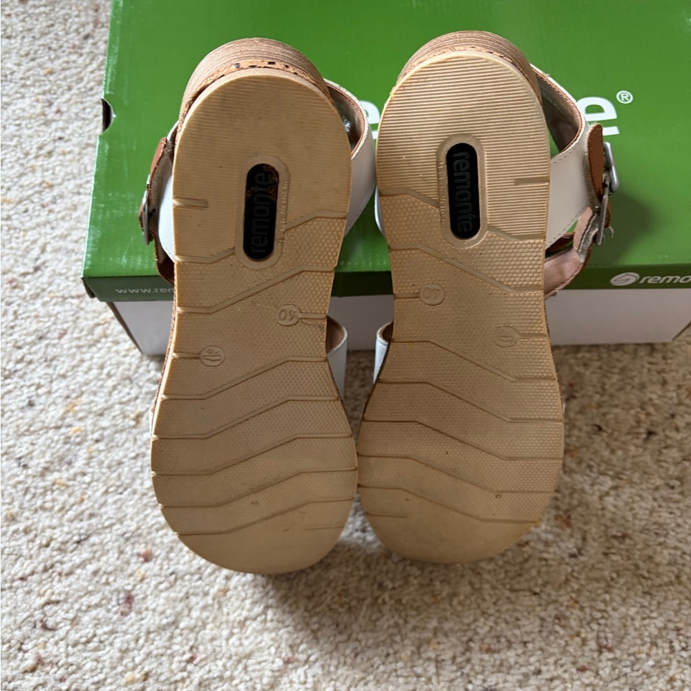 Remonte White and Brown Women's Sandals - Picture 2 of 3